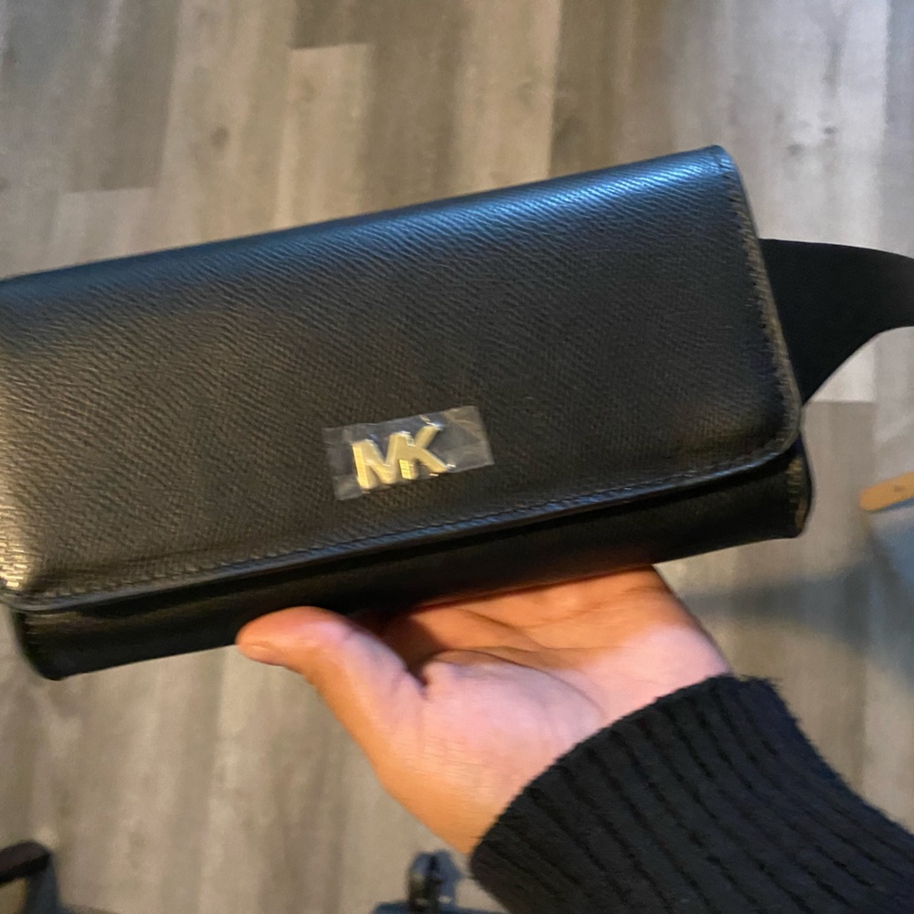 MK Saffiano Belt Bag L/XL